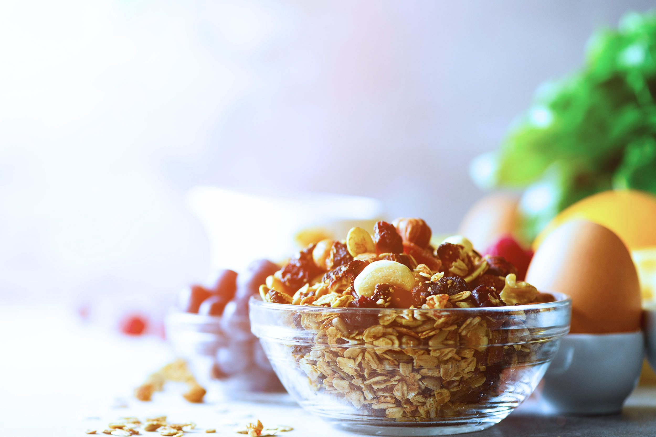 Stimmungsbild: Müsli am Frühstückstisch