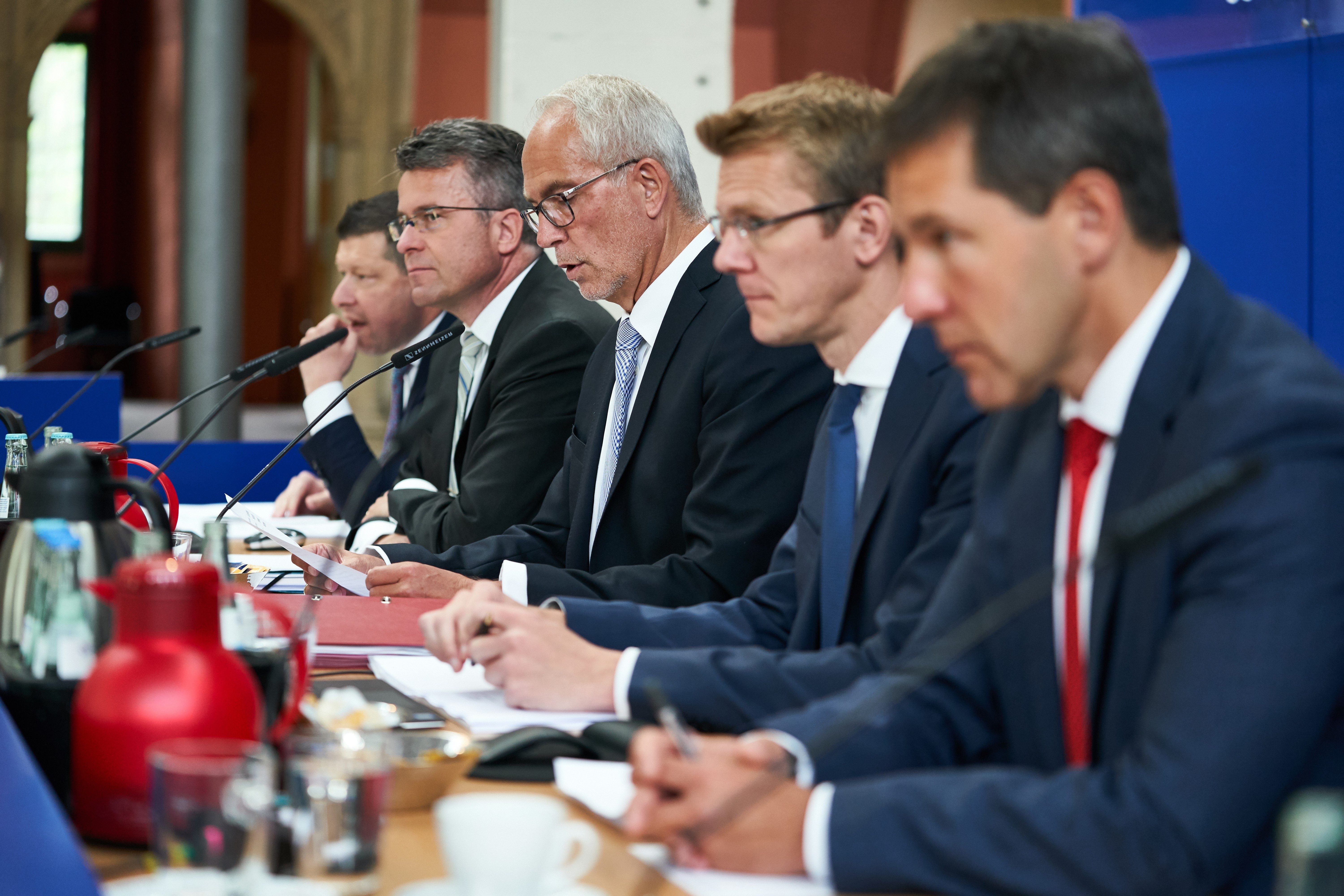 Portrait of the Supervisory Board and the Executive Board of the Masterflex Group at a General Meeting of Shareholders