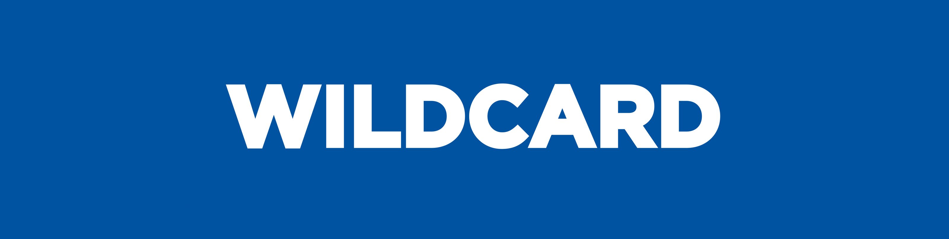 Blauer Hintergrund mit weißer Schrift Wildcard