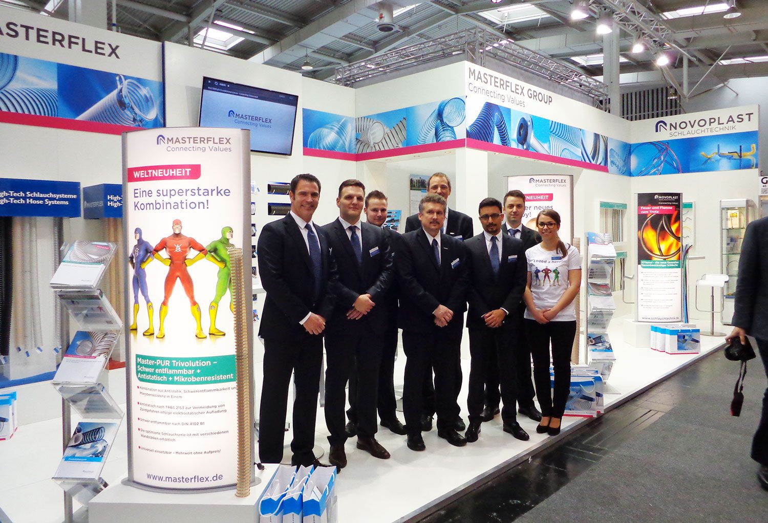 Masterflex Group, Masterflex, Novoplast Schlauchtechnik: Das Messeteam von Novoplast Schlauchtechnik und Masterflex präsentiert erstmals Seite an Seite Produkte aus ihrem Sortiment auf dem  Gemeinschaftsmessestand auf der Hannover Messe 