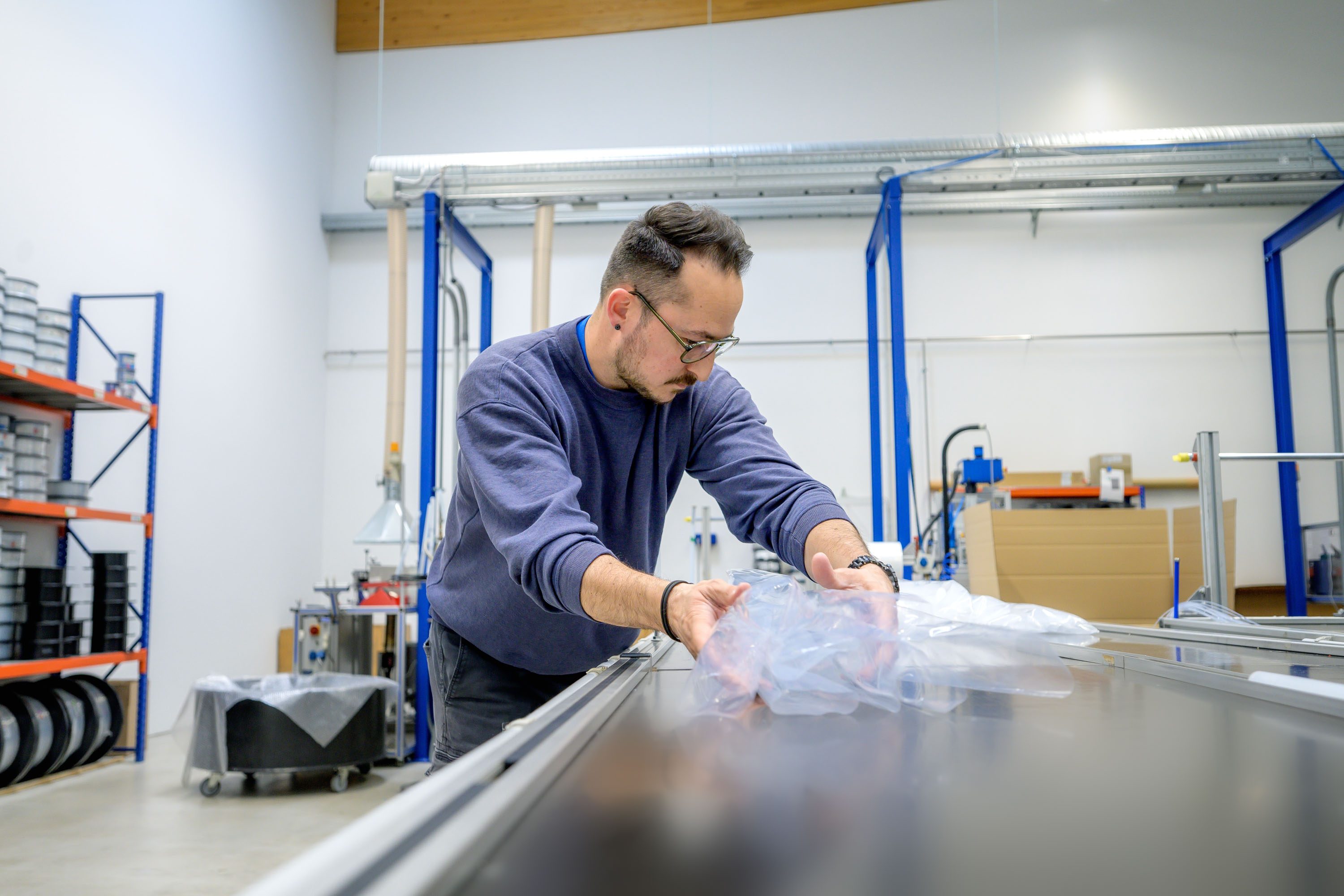 In der Fertigungshalle von APT