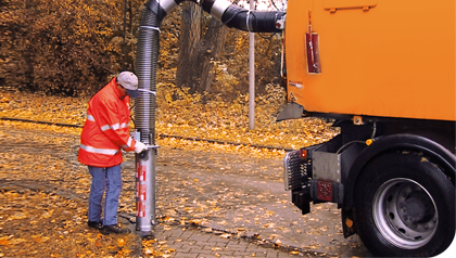 pplication picture: Masterduct spiral hose on a large sweeper machine